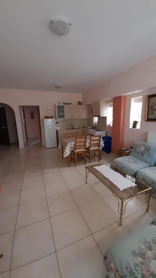 Akrata Rose Garden Apartments I Paralia Akratas Exteriér fotografie